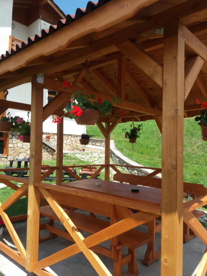 Вила Здравец Yagodina Luaran gambar